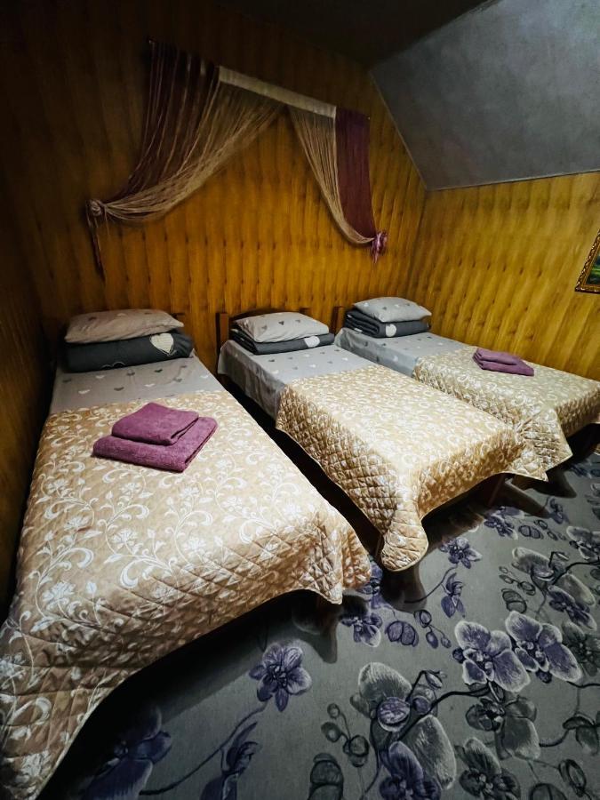 Pid Yavorom Hotell Drogomirchany Exteriör bild