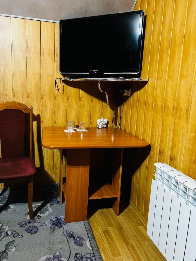 Pid Yavorom Hotell Drogomirchany Exteriör bild