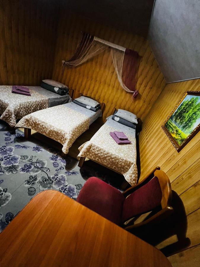Pid Yavorom Hotell Drogomirchany Exteriör bild