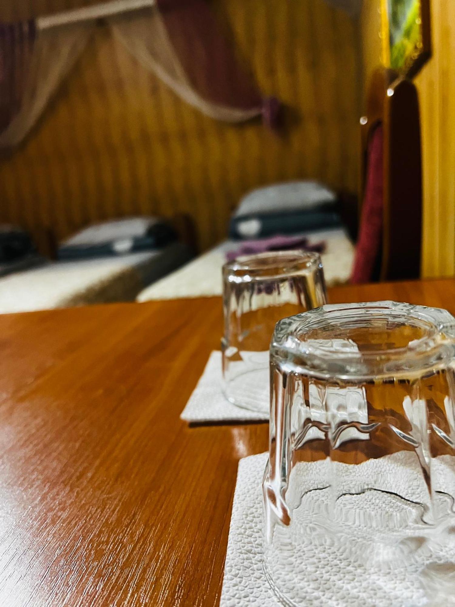 Pid Yavorom Hotell Drogomirchany Rum bild
