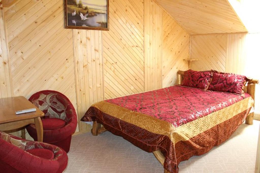 Pid Yavorom Hotell Drogomirchany Exteriör bild